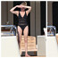 Melanie Griffith (60) vystavila luxusní postavu v plavkách. Slunci se kvůli rakovině kůže ale raději vyhýbala