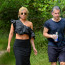 Jak vypadá romantická procházka lesíkem s Lady Gaga? Bohužel takhle...