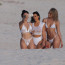 Jennifer Aniston, Kate Moss i Rihanna: Pokochejte se pohledem na bujné vnady slavných krásek