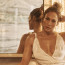 Neskutečná Jennifer Lopez předvedla tělo samý sval v bikinách: Ani po padesátce nepotřebuje žádnou retuš!
