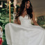 Neoblékla jen jedny svatební šaty: Krásná Sára Affašová ukázala další model z veselky s Martinem Donutilem