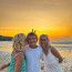 Syn Agáty Hanychové s rodinou na Bali. Na dovolené si s Krypšínem užívá i Dana Batulková a sestra Jakuba Prachaře