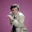 Legendární seriál Columbo slaví 55 let. Zajímavosti ze života chlapíka v ušmudlaném baloňáku