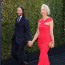 Keanu Reeves po delší době vyvedl svou lásku: Éterická umělkyně shodila šedivé lokny a omládla