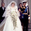 Herečka oblékla repliku legendárních svatebních šatů princezny Diany. Fanoušky ten pohled rozplakal