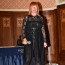 Královna nevkusných outfitů mluví o etiketě: Bára Štěpánová si na to vzala kozačky k průhledné krajkové róbě