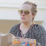 Adele není žádná parádnice: Takhle byste ji na parkovišti supermarketu asi potkat nechtěli
