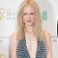 Nicole Kidman oblékla šaty s výstřihem až do pasu: Dcerky jí ale tento „neslušný“ outfit nechválily