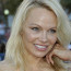 Nestárnoucí Pamela Anderson zazářila na premiéře nové Pobřežní hlídky: Její o generaci mladší nástupkyně ostrouhala