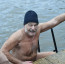 Nejhezčí tatínek z filmu S tebou mě baví svět se v 68 letech ukázal v plavkách v ledové Vltavě: Otužování mu zachránilo život
