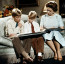 Královna s dětmi i Diana s vykuleným Williamem: Takhle vypadaly vánoční fotografie královské rodiny v průběhu let