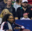 Zatímco máma řádí na kurtu, táta chová: Serena Williams měla na zápase nejmilejší fanynku