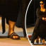 Těhotná Kardashian už chůzi na jehlách nedává, jistí to gumové pantofle za sedm tisíc