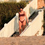 V karanténě na sobě tvrdě maká: Kim Kardashian předvedla výsledky cvičení v bikinách