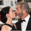 Mel Gibson (60) přivedl do Cannes pětadvacetiletou přítelkyni. Na červeném koberci byla jako ryba ve vodě
