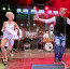 Tohle je manželka známého českého zpěváka: Tělo má samý sval a na pódiu zvedá sukni