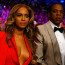 Beyoncé předvedla parádní knockout! Jay-Z na boxu století její výstřih neuhlídal