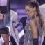 Hana Holišová předvedla ve Tváři pořádně žhavou show: Pozadí rozvlnila ve stylu Jennifer Lopez!