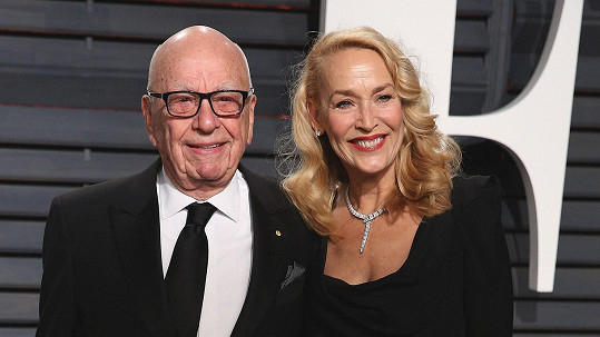 Rupert Murdoch a Jerry Hall jsou oficiálně rozvedeni.
