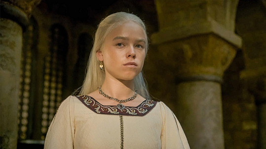 Milly Alcock jako princezna Rhaenyra Targaryen