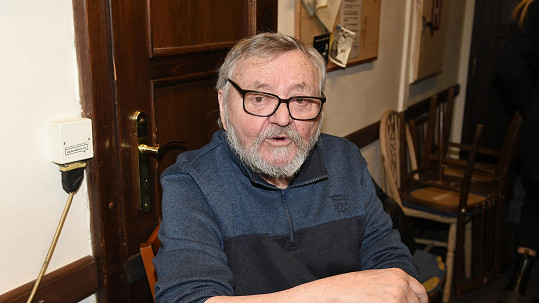 Jan Hraběta, herec Divadla Járy Cimrmana, za pár dní oslaví 83. narozeniny.