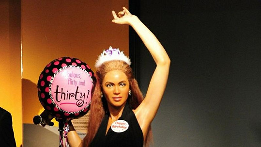 Nepovedená vosková figurína Beyoncé k jejím narozeninám.