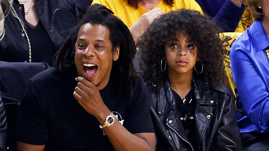 Jay-Z vzal dceru Blue Ivy na basket. 