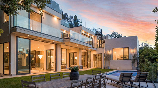 Brooklyn Beckham a Nicola Peltz si pořídili dům v Beverly Hills.