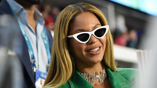 Beyoncé byla letos na Super Bowlu jako divák. 