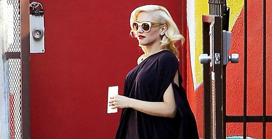 Zpěvačka Gwen Stefani údajně čeká třetí dítě