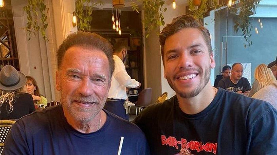 Arnold Schwarzenegger se synem Josephem