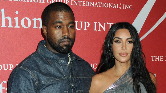 Kim Kardashian a Kanye West se rozvádějí