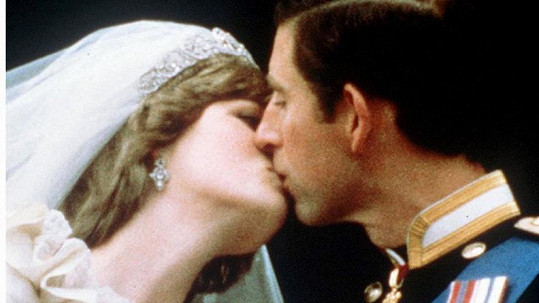 Svatba století prince Charlese a Diany Spencer v roce 1981