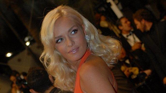 Taťána Kuchařová v Cannes.
