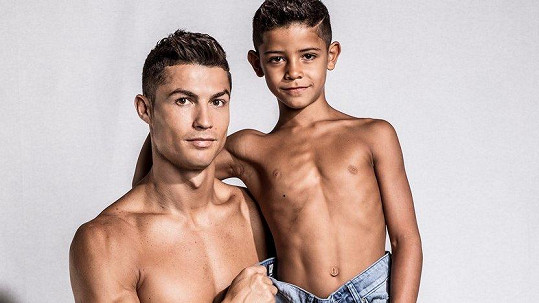 Cristiano Ronaldo se synem