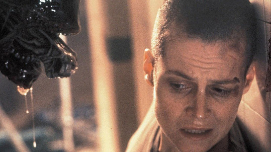 Sigourney Weaver ve filmu Vetřelec 3
