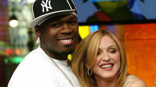 Madonna a 50 Cent si byli dřív blízcí, teď do sebe pěkně šijí...