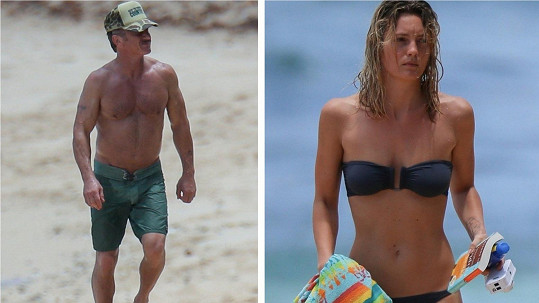 Sean Penn a mladší přítelkyně ukázali svaly v plavkách. 