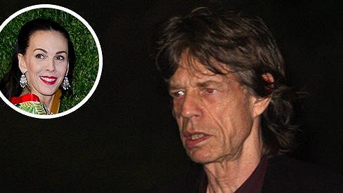 Mick Jagger odcházel z restaurace viditelně otřesený.