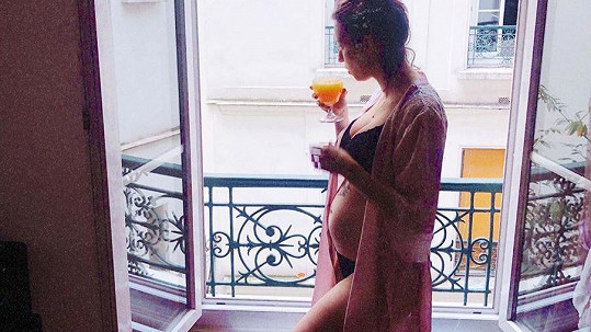 Teď už těhotenství Berenika Kohoutová opravdu neschová.