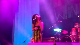 Fiasko Amy Winehouse na koncertě v Srbsku