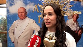 Krásná Veronika Kubařová bude opět zkracovat vlasy, tak nosí paruku: Vyprávěla i o norských záchodech